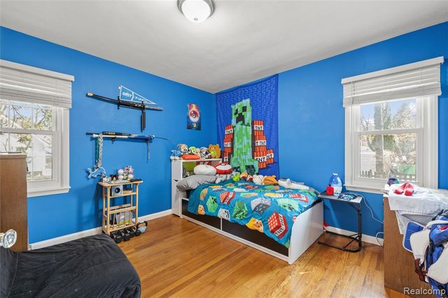 35541 Glenwood Road, Wayne, MI 48184