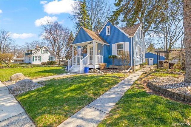 35541 Glenwood Road, Wayne, MI 48184