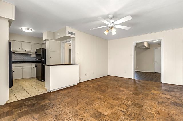 5835 E University Boulevard D, Dallas, TX 75206