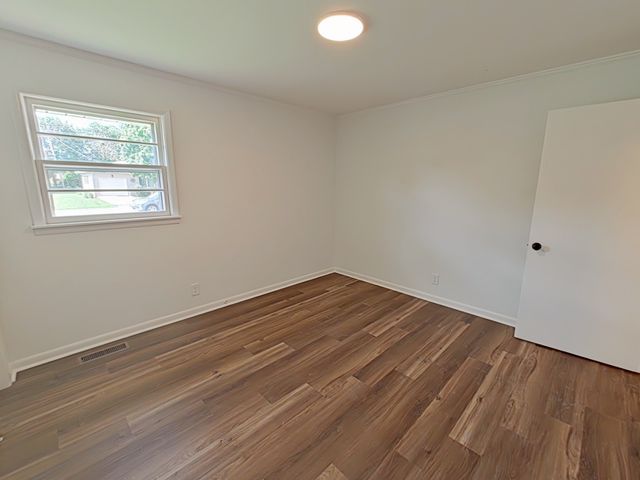 1106 Bagley Dr, Fayetteville, TN 37334