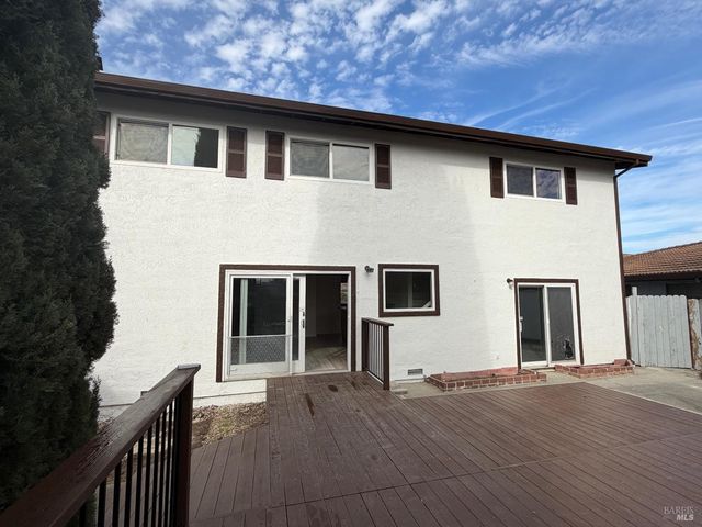 506 Marina Blvd, Suisun City, CA 94585