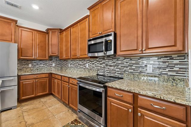 920 PEREGRINE HILL PLACE, Ruskin, FL 33570