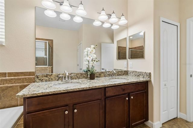 920 PEREGRINE HILL PLACE, Ruskin, FL 33570