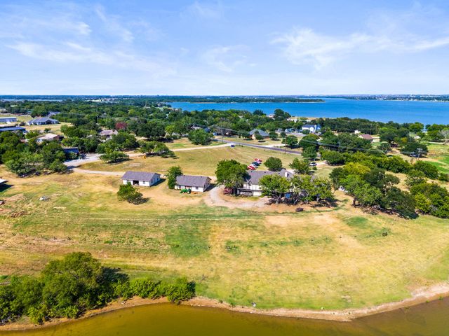 1113 Shahan Prairie Road, Little Elm, TX 75068
