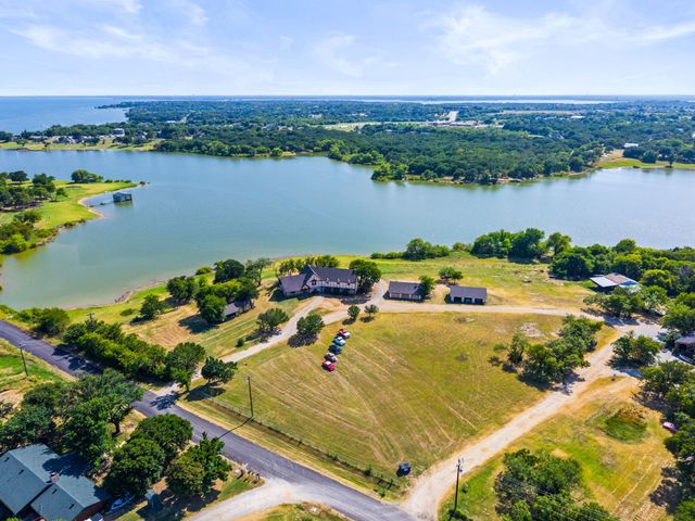 1113 Shahan Prairie Road, Little Elm, TX 75068
