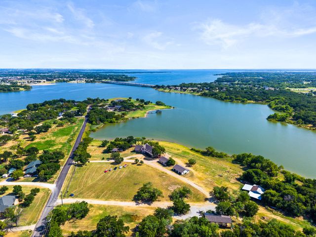 1113 Shahan Prairie Road, Little Elm, TX 75068