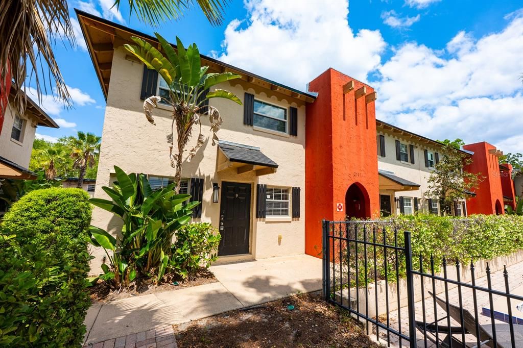 2501 E CENTRAL BOULEVARD 9, Orlando, FL 32803
