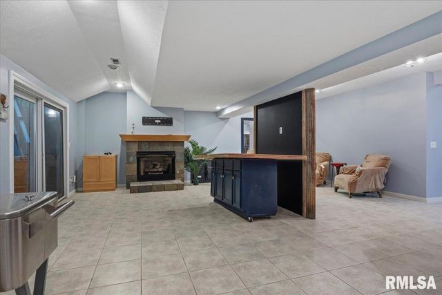 200 S Koke Mill Road, Springfield, IL 62704