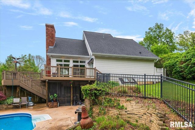 200 S Koke Mill Road, Springfield, IL 62704