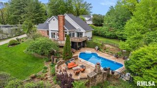 200 S Koke Mill Road, Springfield, IL 62704