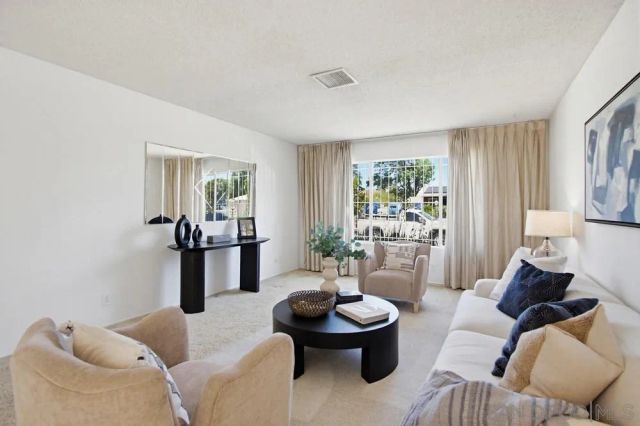 884 S Sunshine Ave, El Cajon, CA 92020