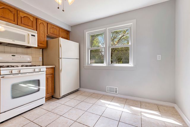 3107 BARRINGTON Place, Rockford, IL 61107