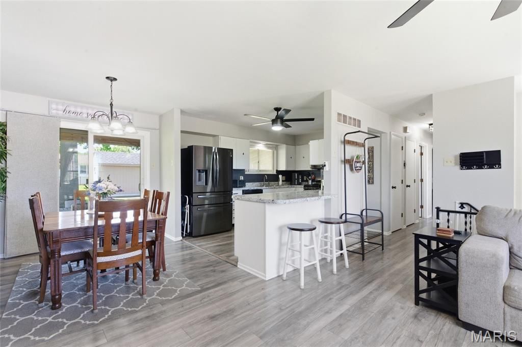 Image 2 of property listing at 306 Old Schaeffer Lane, O'fallon, MO 63366