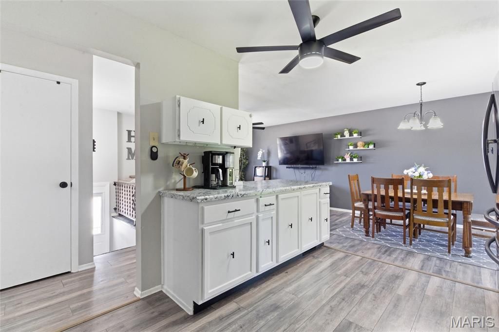 Image 11 of property listing at 306 Old Schaeffer Lane, O'fallon, MO 63366