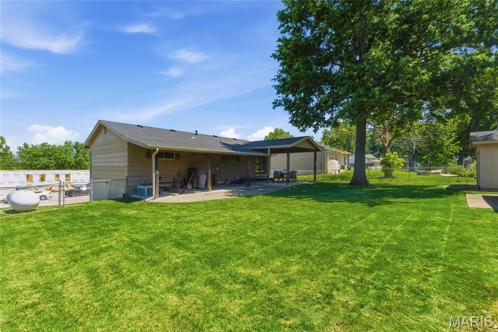 Image 31 of property listing at 306 Old Schaeffer Lane, O'fallon, MO 63366