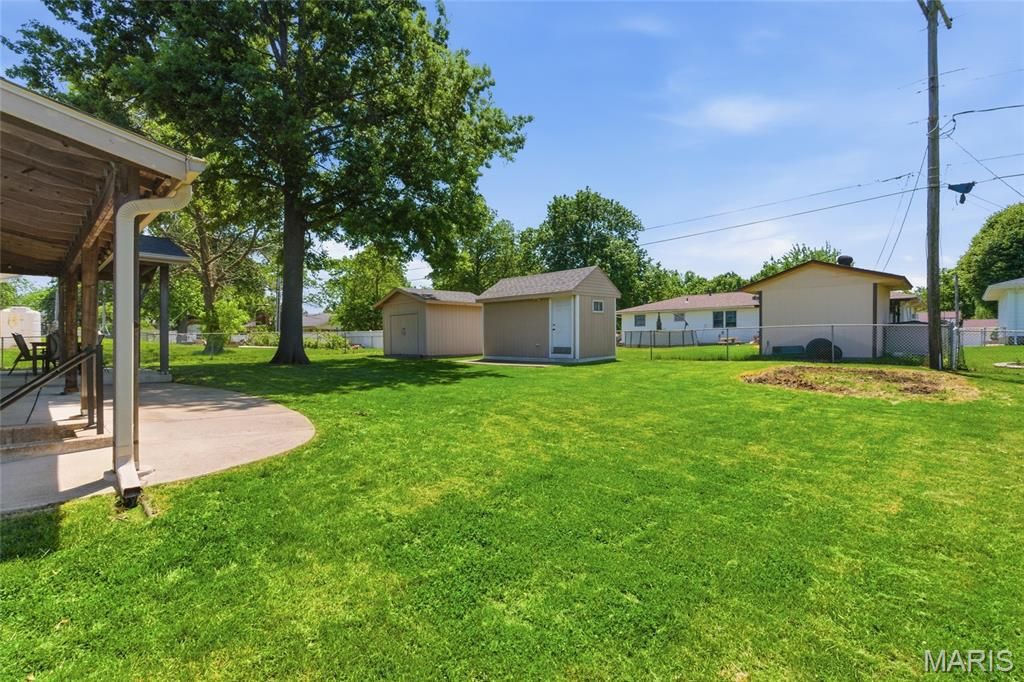 Image 32 of property listing at 306 Old Schaeffer Lane, O'fallon, MO 63366