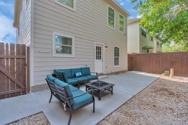 5822 Santa Bernadetta, Houston, TX 77017