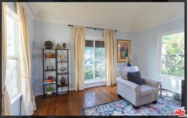 1274 S Redondo Boulevard, Los Angeles, CA 90019