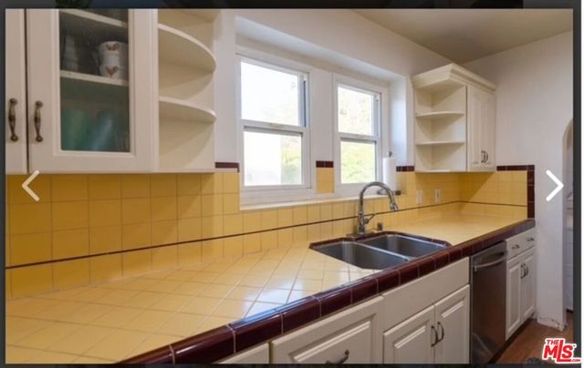 1274 S Redondo Boulevard, Los Angeles, CA 90019