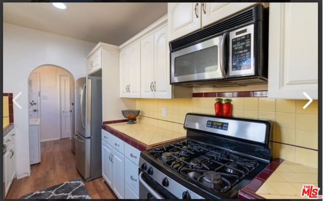 1274 S Redondo Boulevard, Los Angeles, CA 90019