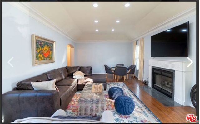 1274 S Redondo Boulevard, Los Angeles, CA 90019