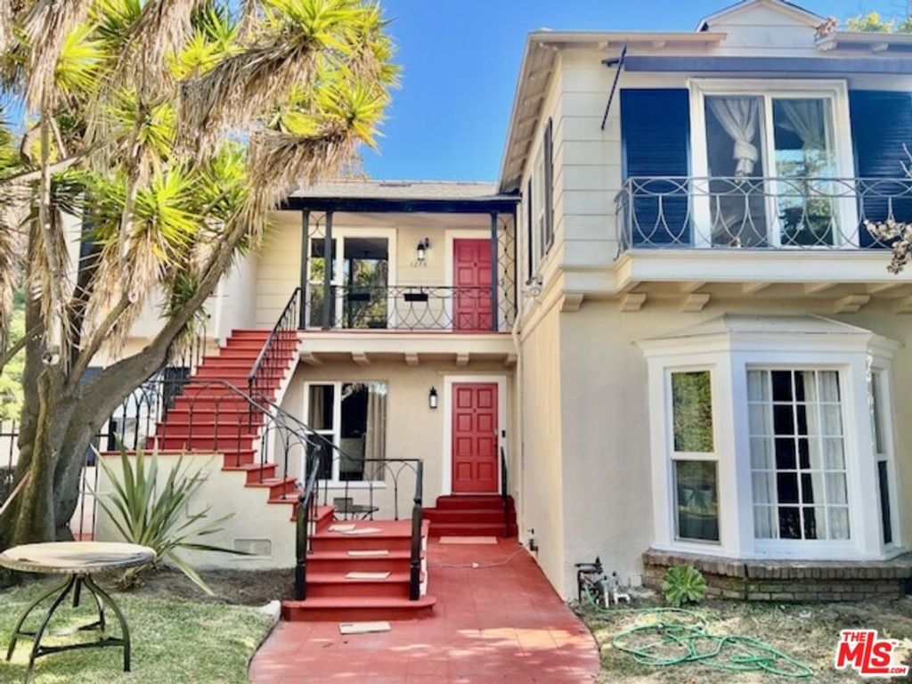 1274 S Redondo Boulevard, Los Angeles, CA 90019