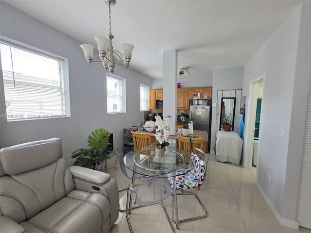 1027 Pennsylvania Ave 204, Miami Beach, FL 33139