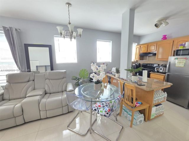 1027 Pennsylvania Ave 204, Miami Beach, FL 33139