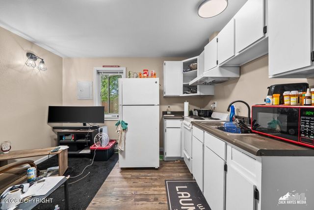 1027 Nelchina Street, Anchorage, AK 99501