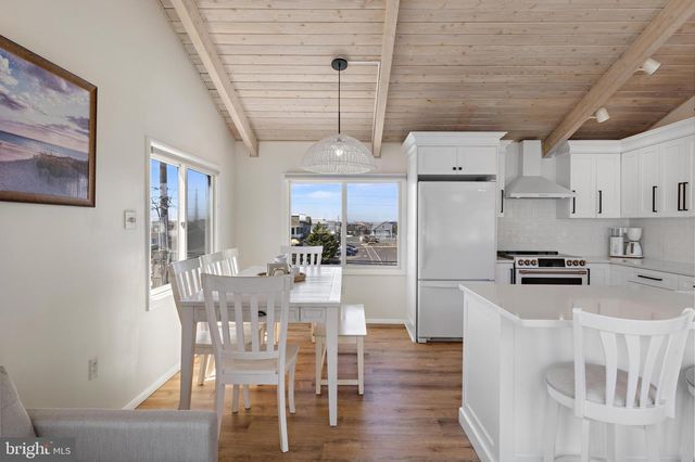 7403 OCEAN BLVD, Long Beach Township, NJ 08008