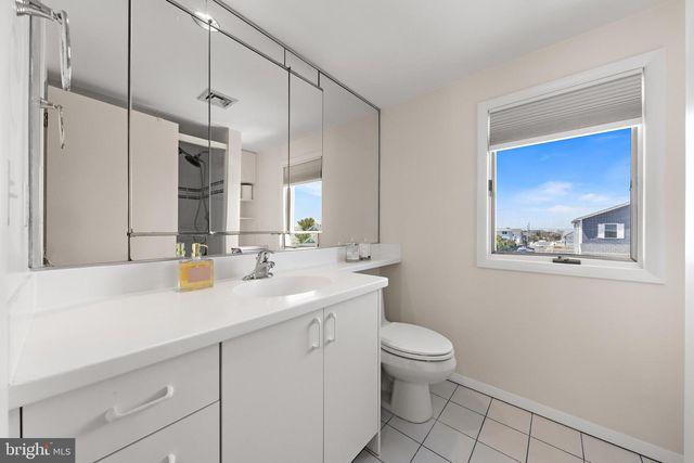 7403 OCEAN BLVD, Long Beach Township, NJ 08008