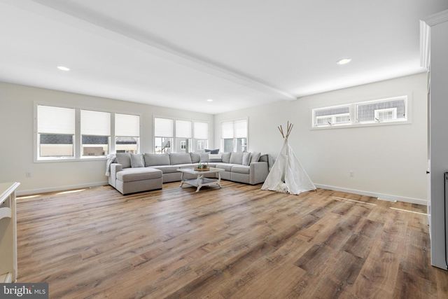 7403 OCEAN BLVD, Long Beach Township, NJ 08008