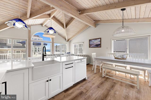 7403 OCEAN BLVD, Long Beach Township, NJ 08008