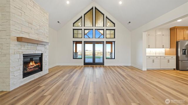 511 SW 12th, College Place, WA 99324