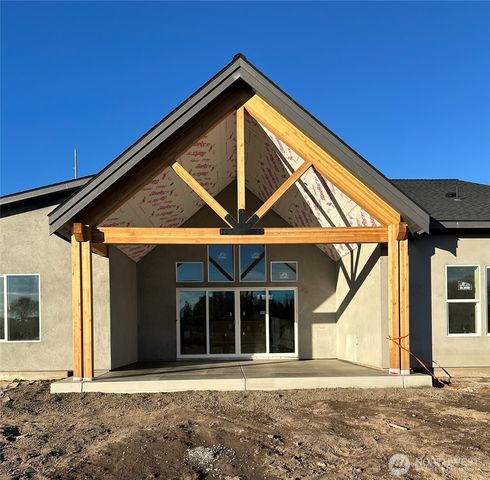 511 SW 12th, College Place, WA 99324