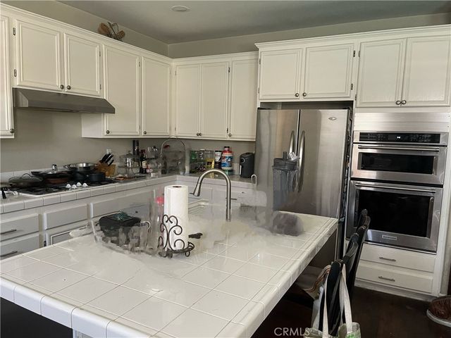 14105 Almond Grove Court, Eastvale, CA 92880