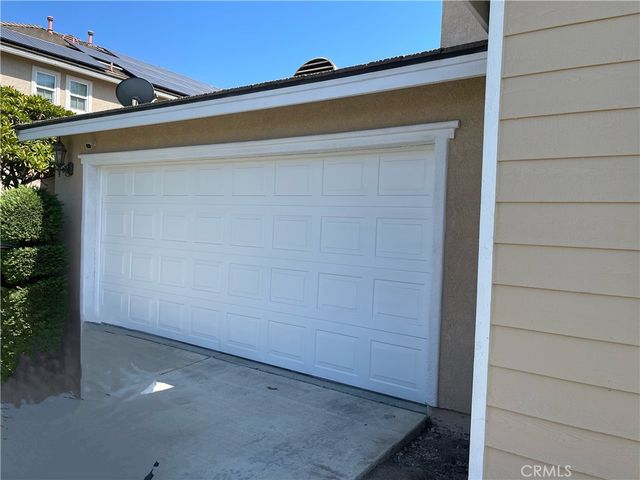 14105 Almond Grove Court, Eastvale, CA 92880