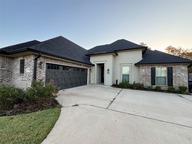 508 Long Acre Drive, Bossier City, LA 71111