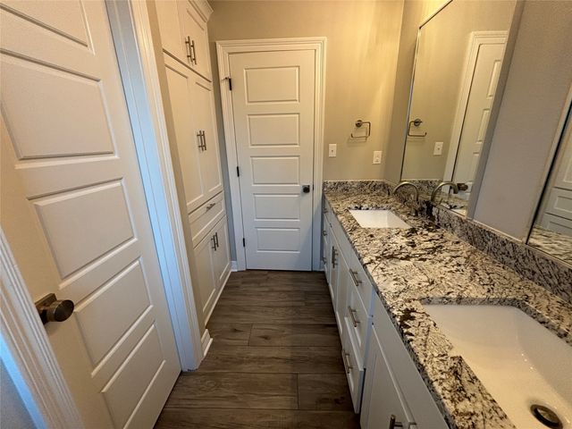 508 Long Acre Drive, Bossier City, LA 71111