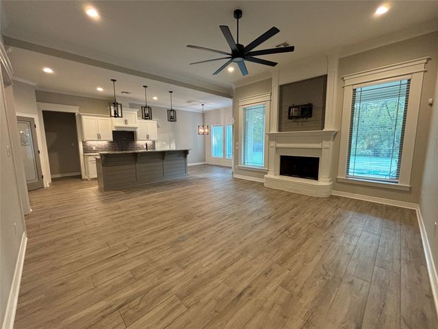 508 Long Acre Drive, Bossier City, LA 71111