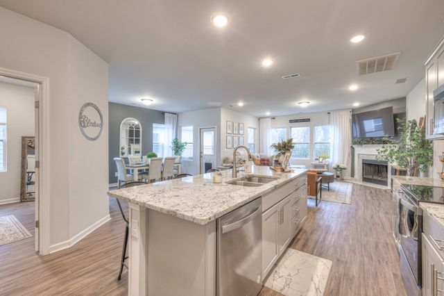 2924 Eckersley Dr, Murfreesboro, TN 37128