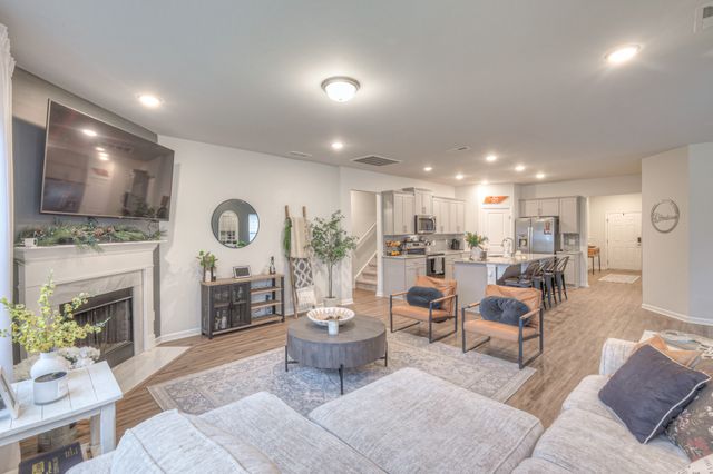 2924 Eckersley Dr, Murfreesboro, TN 37128