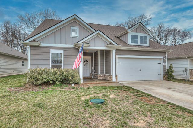 2924 Eckersley Dr, Murfreesboro, TN 37128