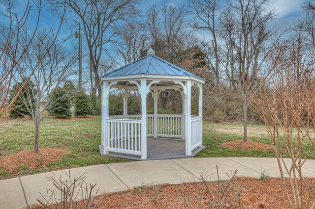 2924 Eckersley Dr, Murfreesboro, TN 37128