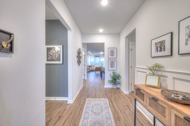2924 Eckersley Dr, Murfreesboro, TN 37128