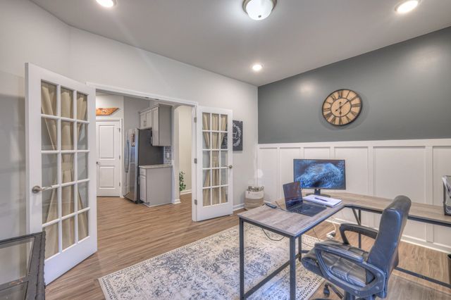 2924 Eckersley Dr, Murfreesboro, TN 37128