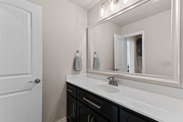 800 Beckington Drive, Shady Shores, TX 76208