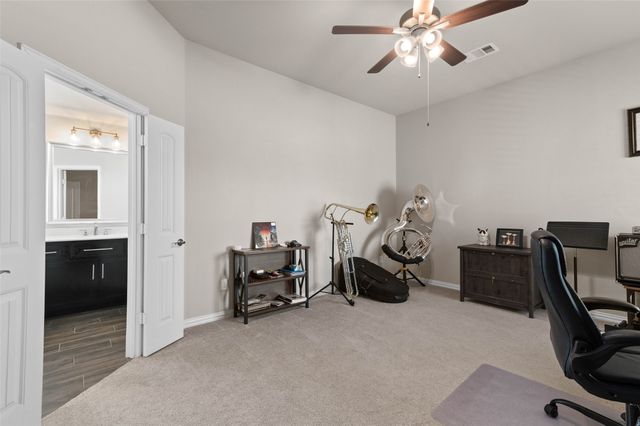 800 Beckington Drive, Shady Shores, TX 76208