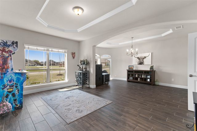 800 Beckington Drive, Shady Shores, TX 76208