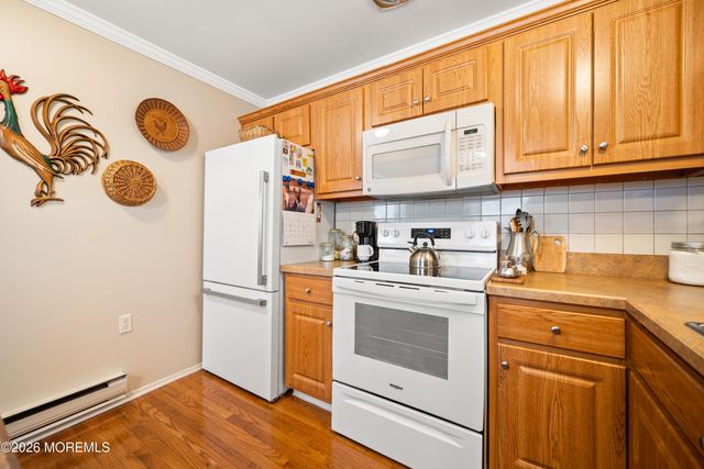 25 Constitution Boulevard, Whiting, NJ 08759